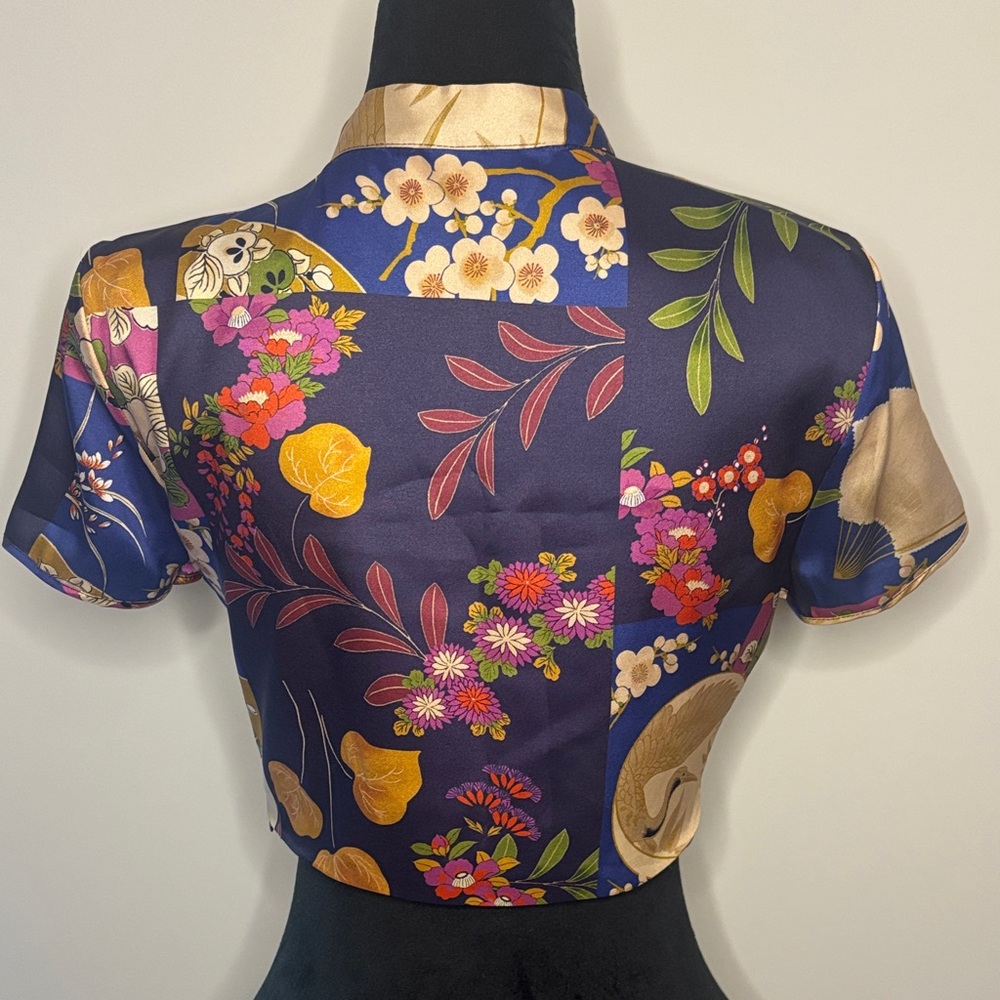 Floral Patchwork Satin Crop Top with Keyhole Neck - Picture 5 of 8